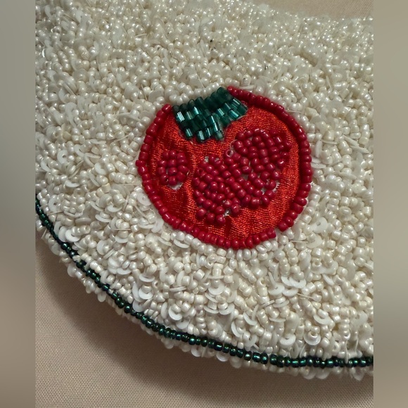 Handcrafted in India Beaded Bag Vegetables with Gingham Interior - Picture 6 of 9